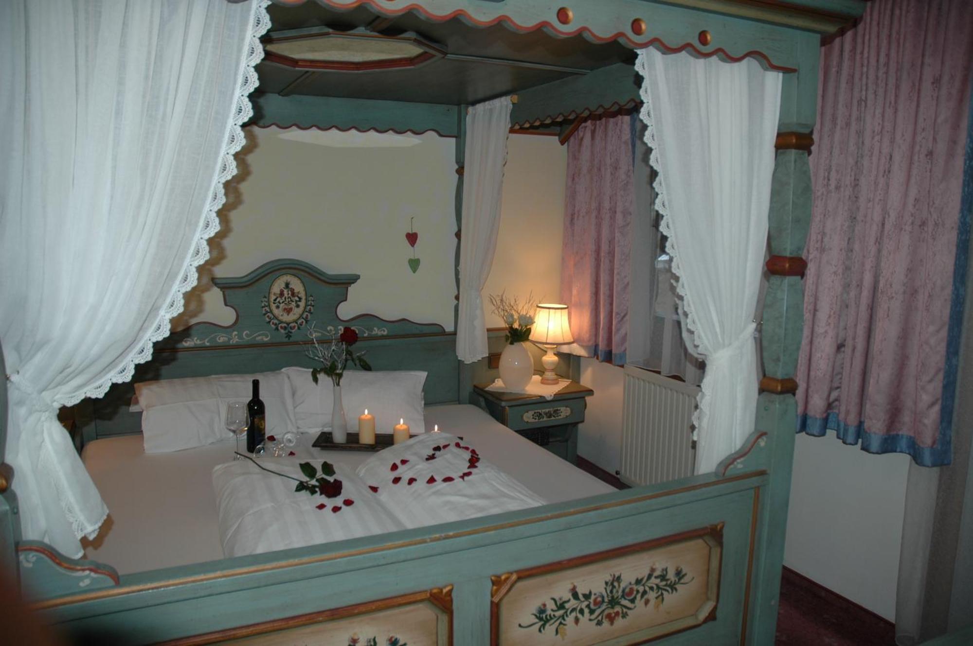 Hotel Gasthaus Schwarzenstein Ginzling Ngoại thất bức ảnh